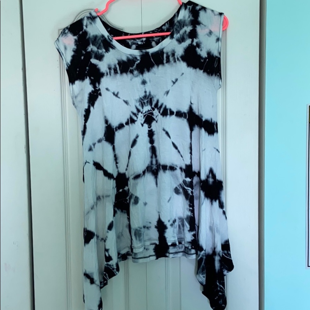 Tie-dye soft flow shirt